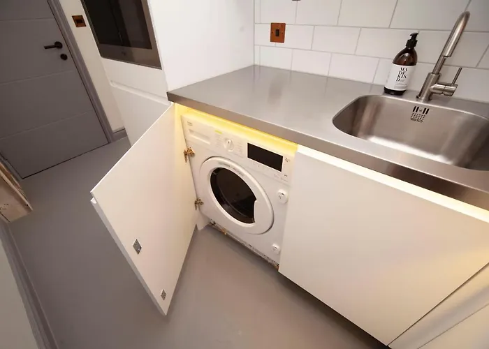 Higgihaus 5 Clare Street Central Location * Bristol